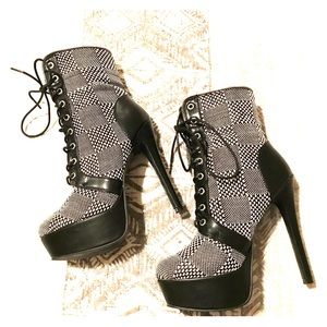 Lianza checkered lace up heeled boots shoe dazzle